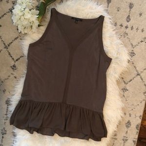 🌷Banana Republic peplum top